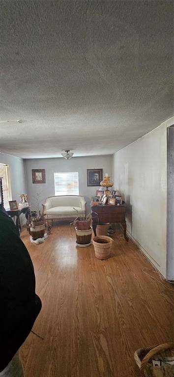 Winnsboro, TX 75494,392 County Road 4836