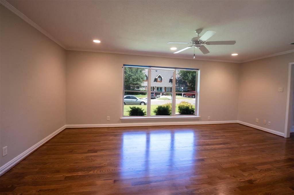 Dallas, TX 75248,7708 Tophill Lane