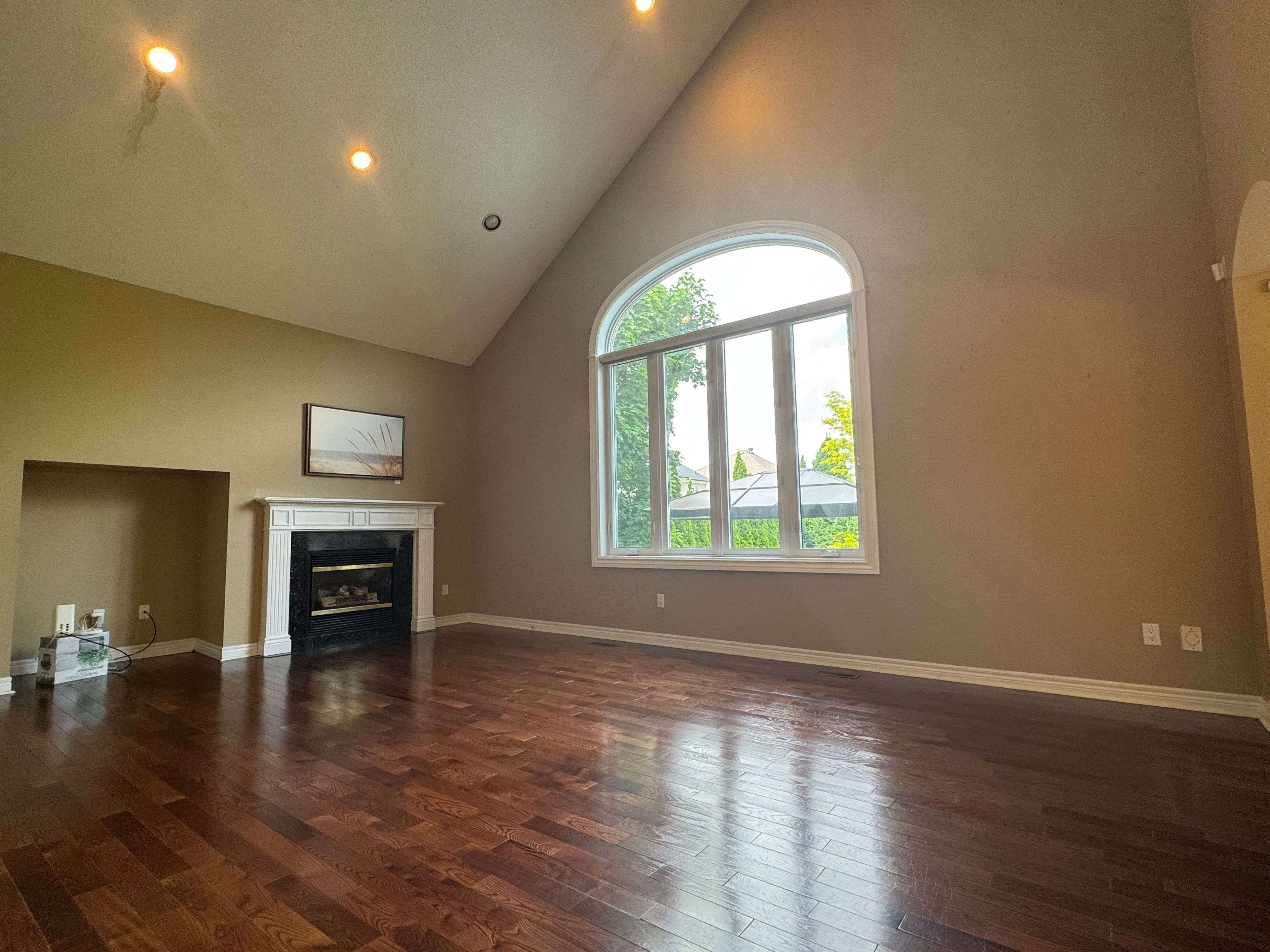 Markham, ON L6C 1Y6,21 Goldring CRES