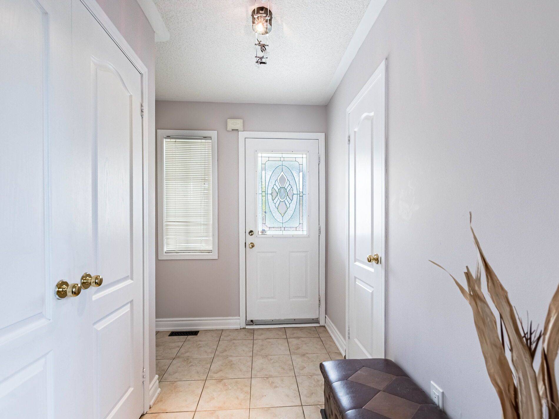 Mississauga, ON L5N 7Z5,1776 Samuelson CIR