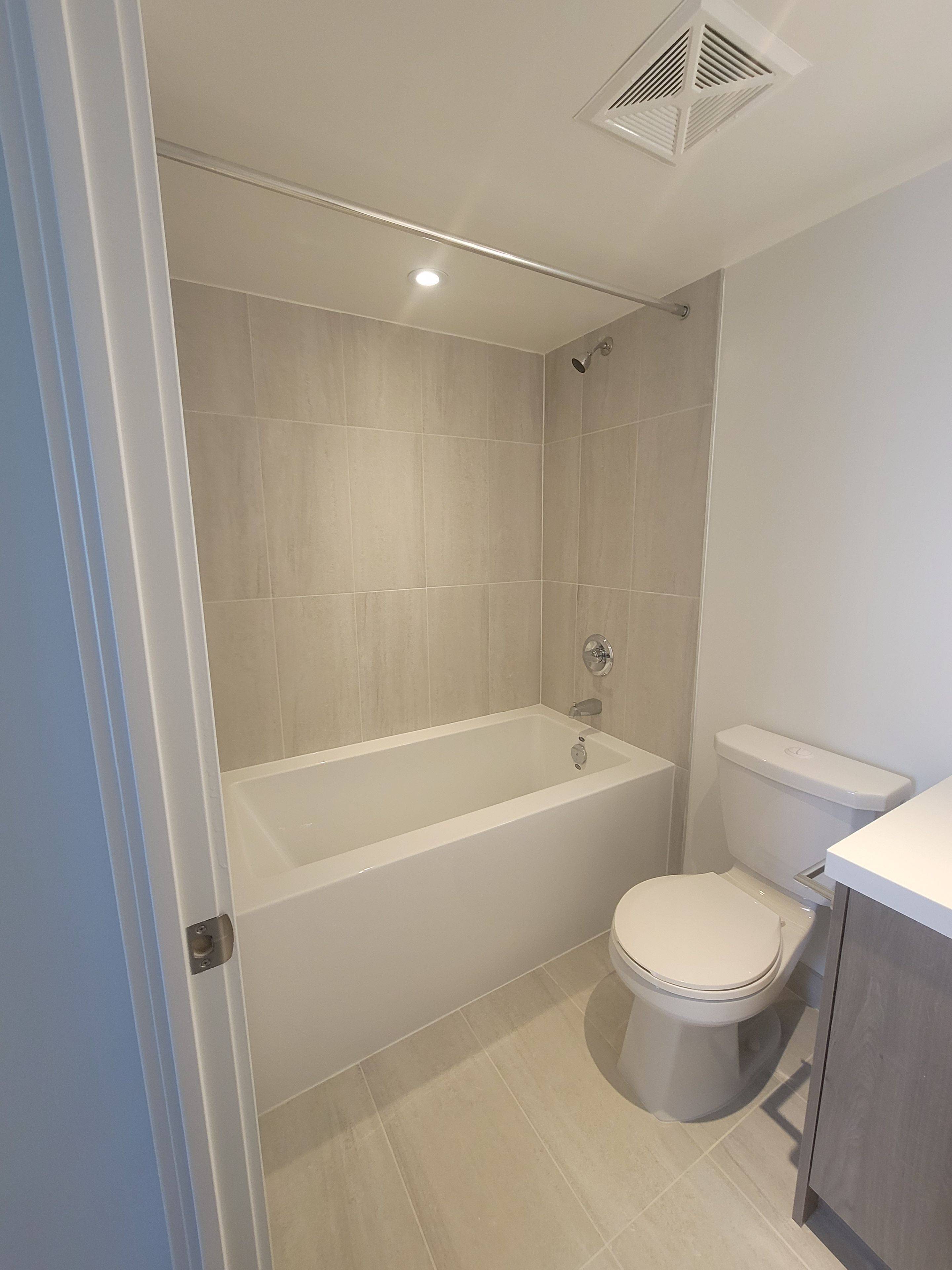 Toronto W08, ON M9A 0C8,5 Mabelle AVE #1833