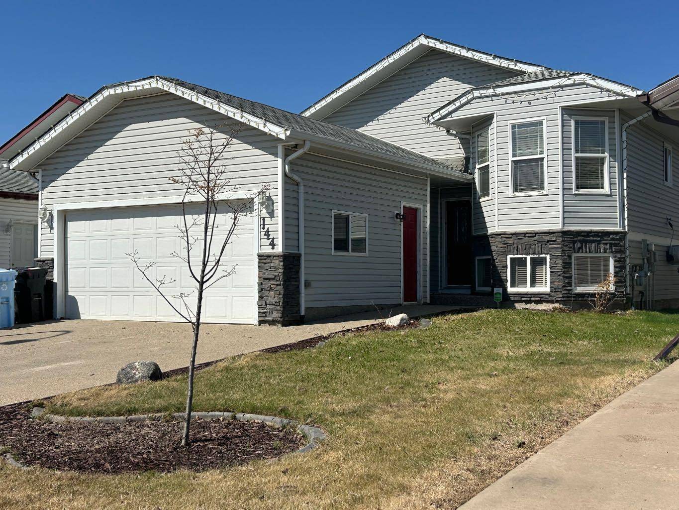 144 Waterhouse ST, Fort Mcmurray, AB T9K 2T1