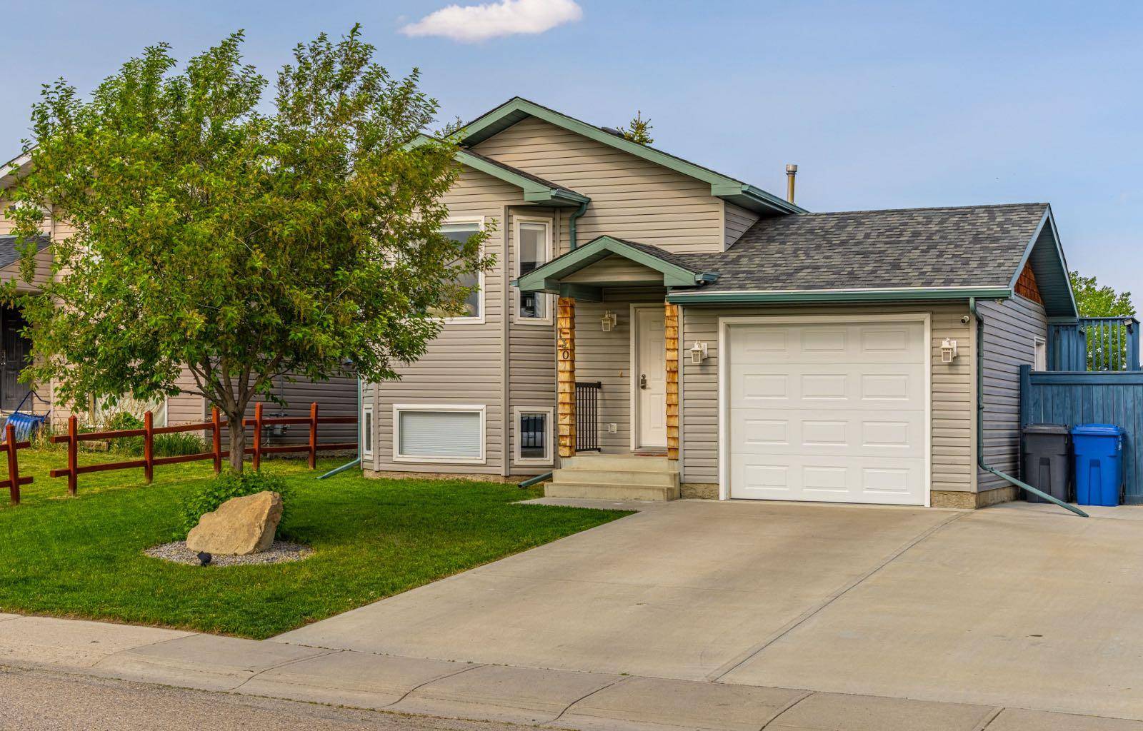 Carstairs, AB T0M0N0,130 Meadowpark DR