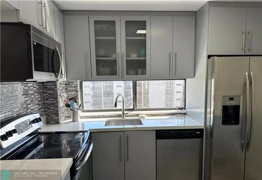 17011 N Bay Rd #714, Sunny Isles Beach, FL 33160