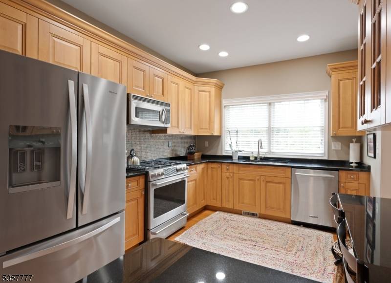 Scotch Plains Twp., NJ 07076,15 Riga Ct