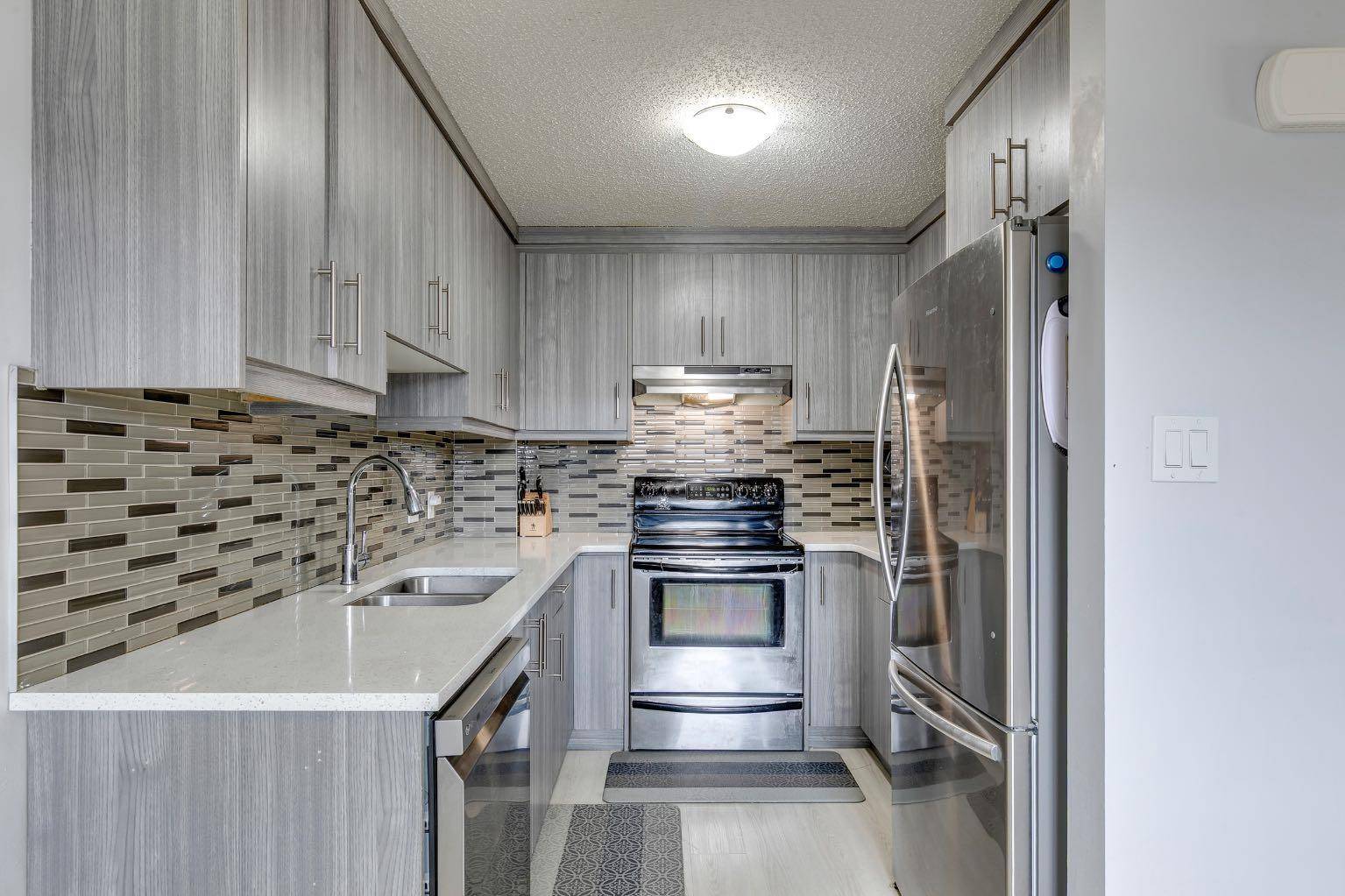 Calgary, AB T1Y4C3,140 Templehill DR Northeast