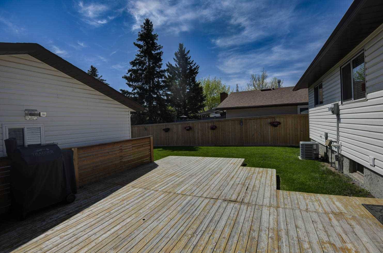 Calgary, AB t2w4e5,8 Woodbrook WAY Southwest