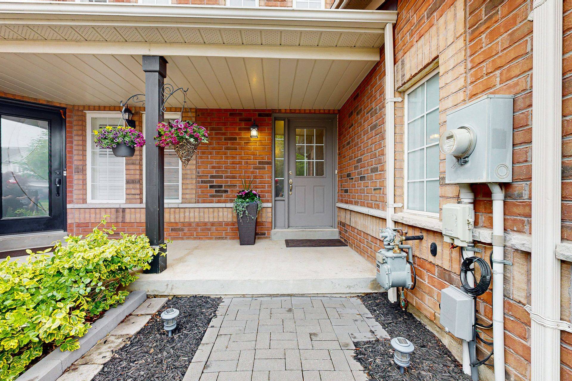 Whitby, ON L1N 9N7,62 Breakwater DR