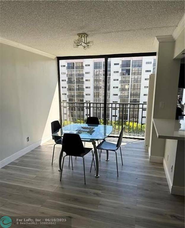 Sunny Isles Beach, FL 33160,17011 N Bay Rd  #714