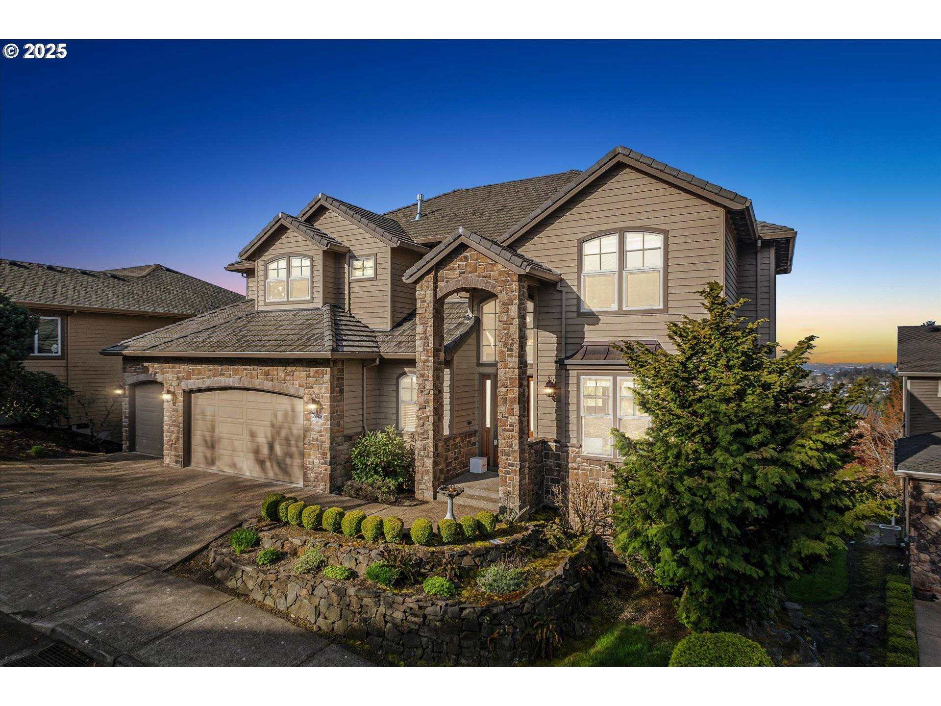 2640 NW Birkendene ST, Portland, OR 97229