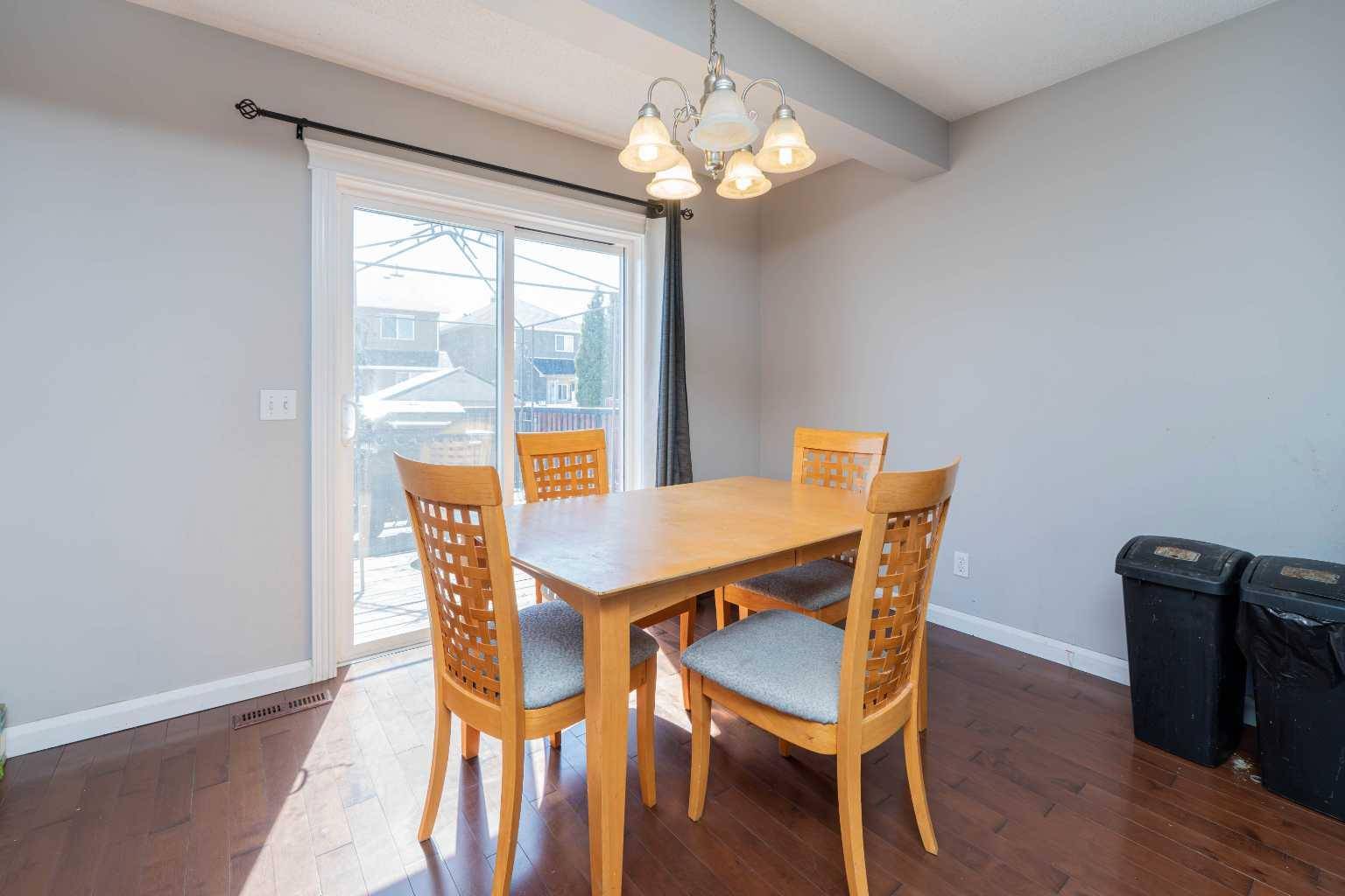Calgary, AB T3Z 0A1,39 Saddleridge Close NE