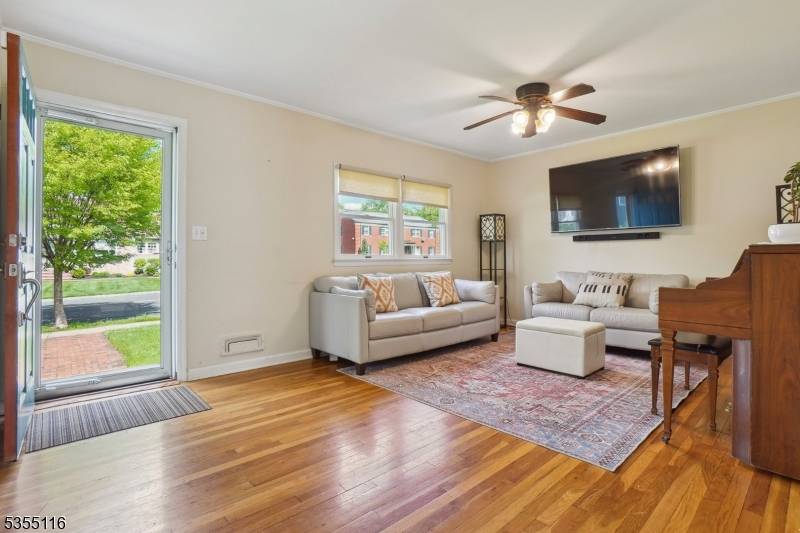 Madison Boro, NJ 07940,14 Sayre Ct