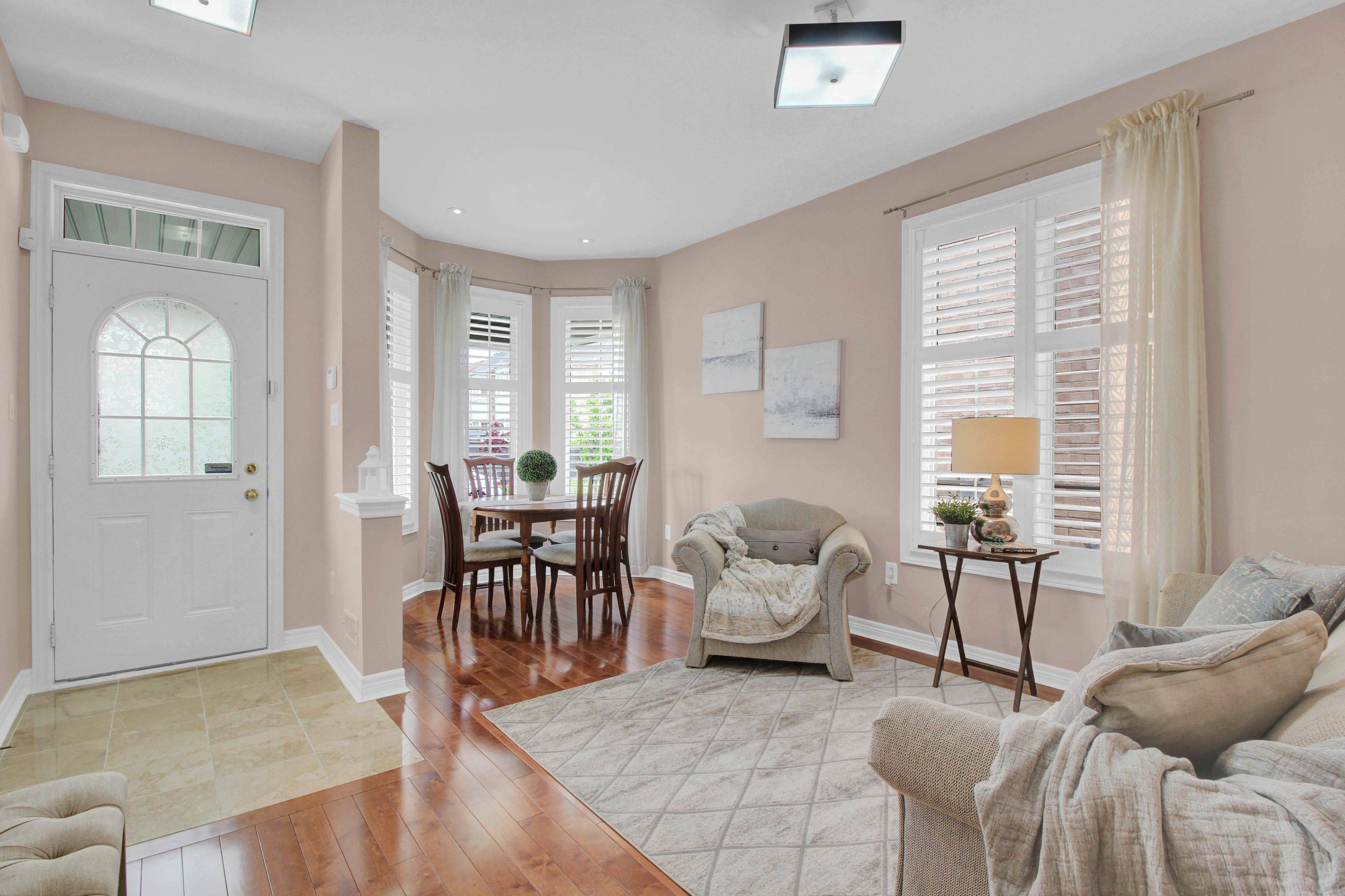 Mississauga, ON L5M 0M8,5428 Fudge TER #MAIND&2ND FLOOR