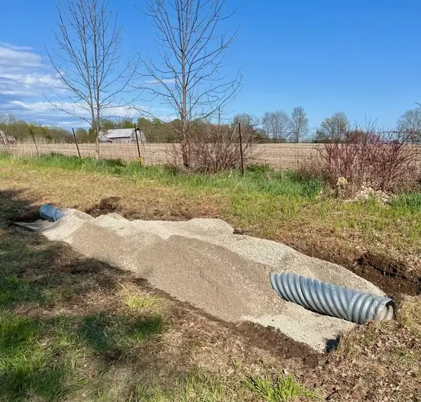 Rideau Lakes, ON K0E 1G0,00 County Road 8 RD