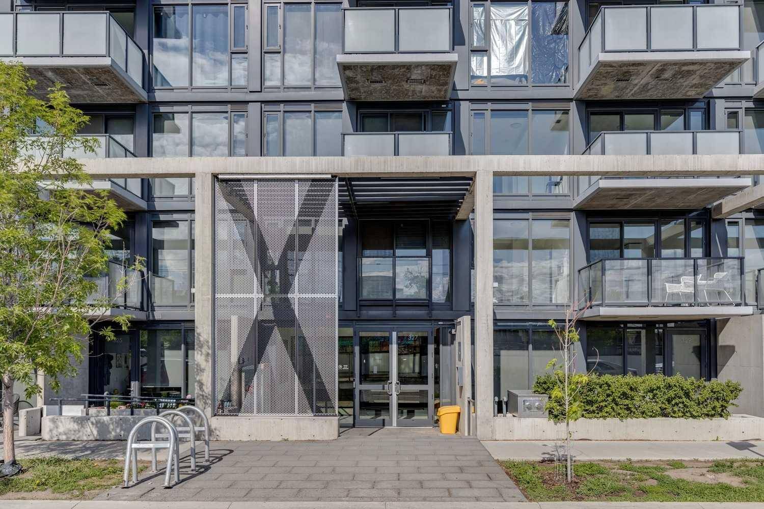327 9A ST NW #401, Calgary, AB T2N 1T7