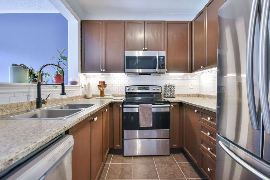 Essa, ON L3W 0M9,80 Blanchard CRES