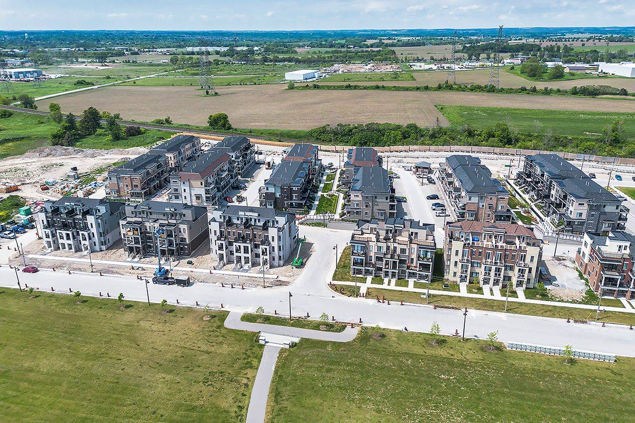 Clarington, ON L1C 7G1,26B Lookout DR