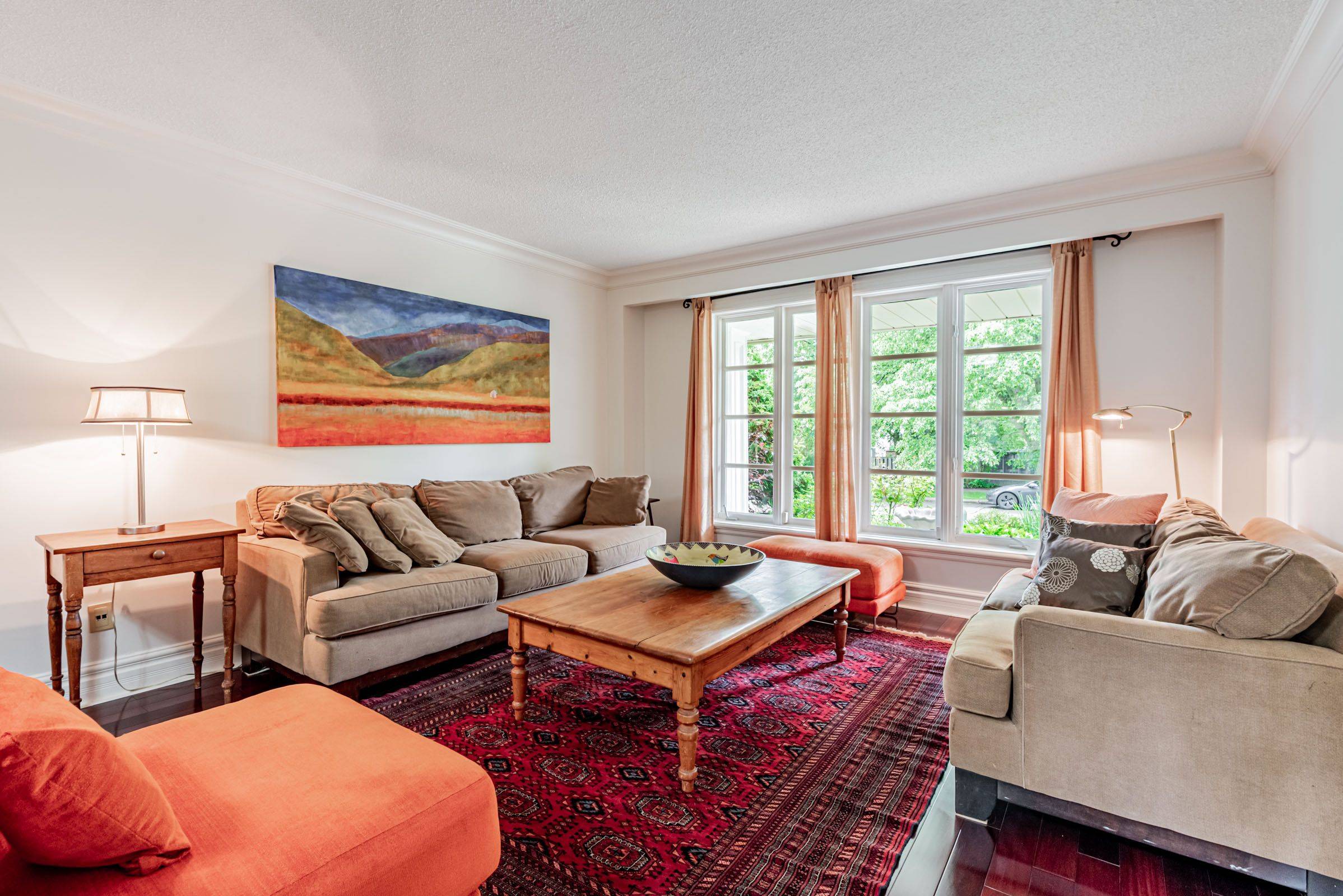 Toronto C13, ON M3B 3E3,75 Barrydale CRES