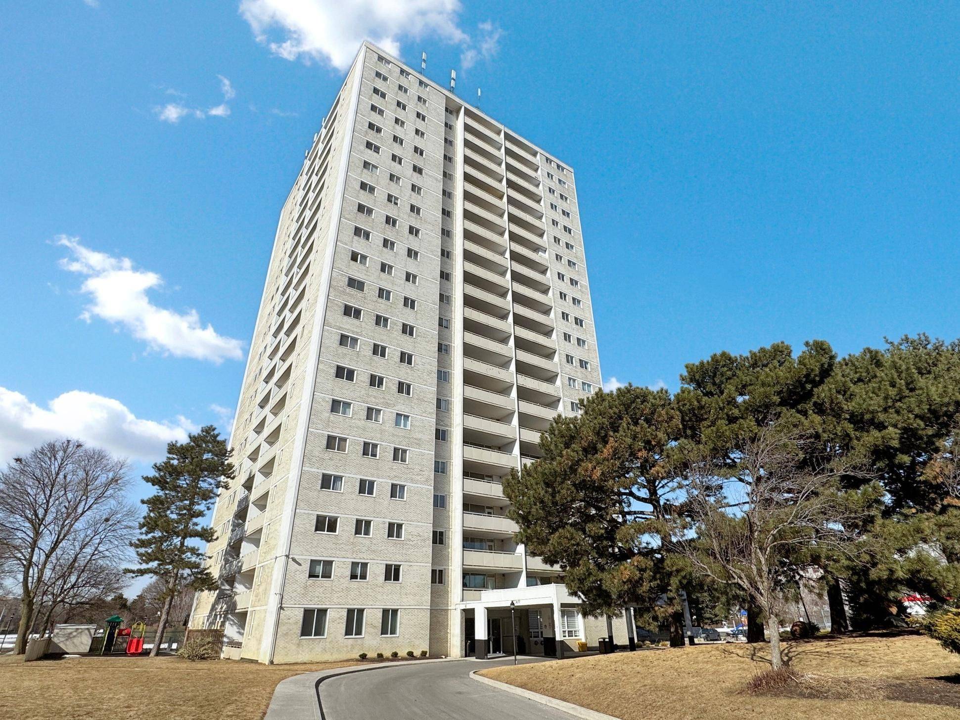 1350 York Mills RD #1701, Toronto C13, ON M3A 2A1