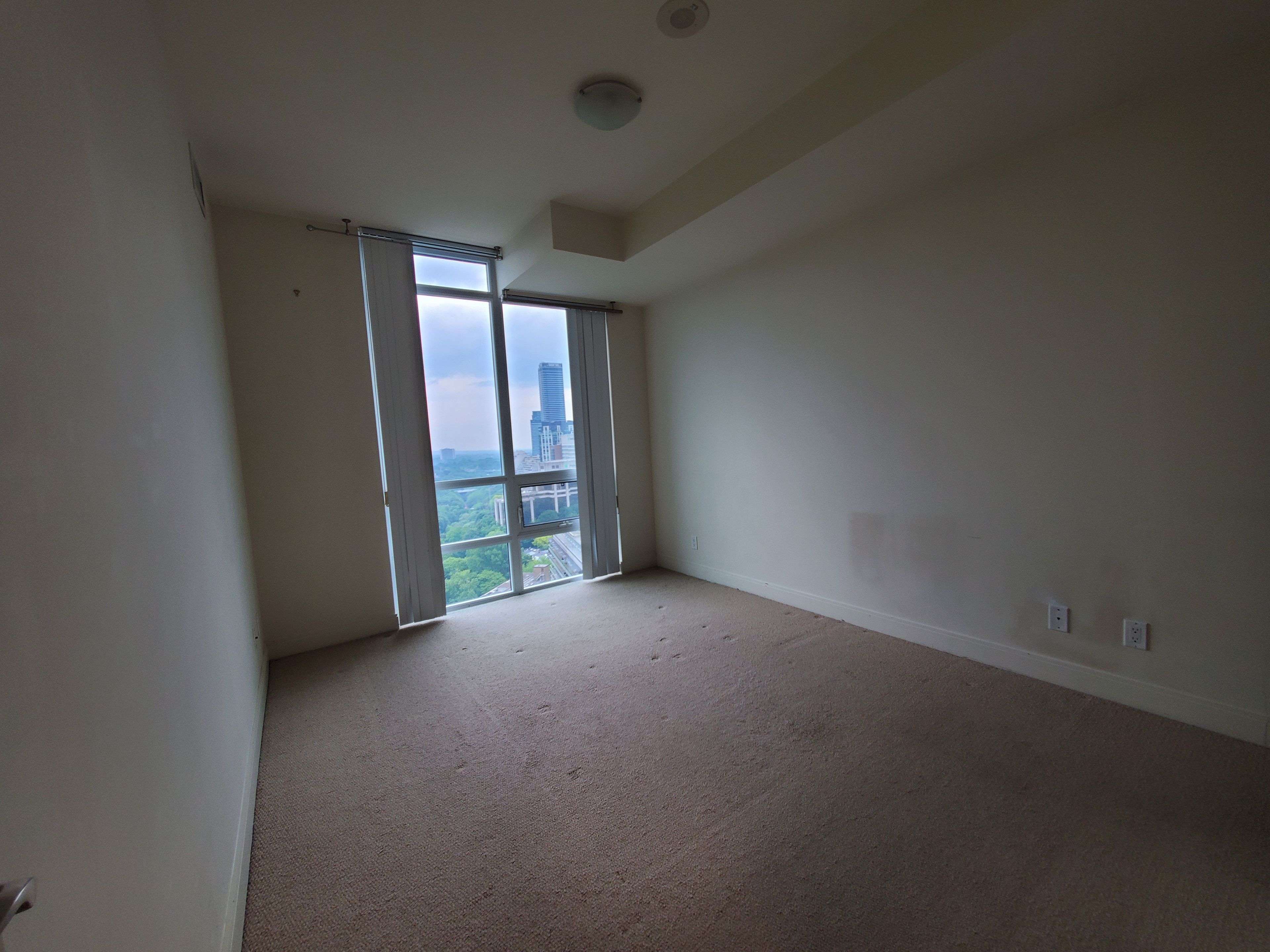 Toronto C09, ON M4W 3Z4,825 Church ST #2606