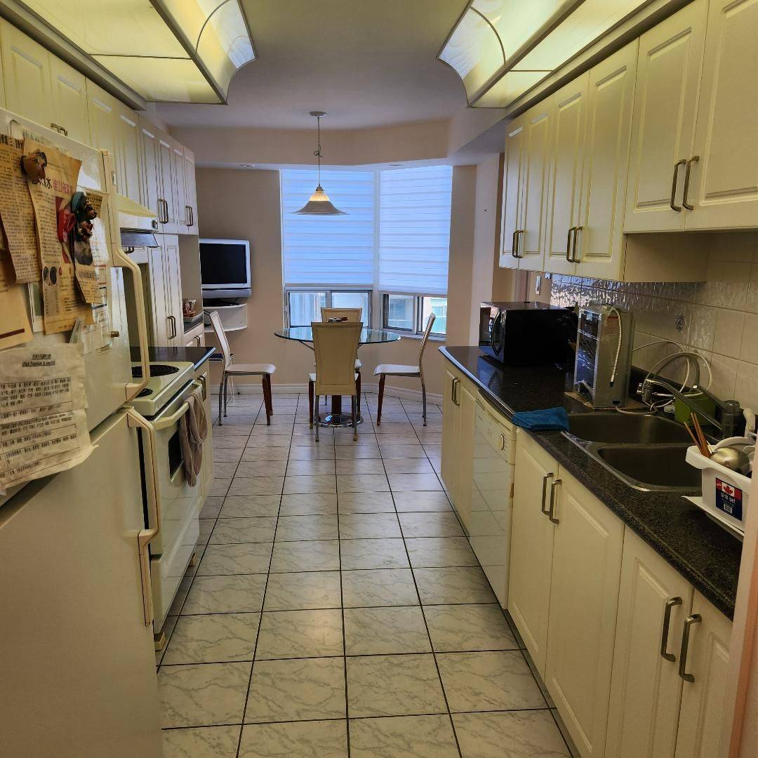 Toronto E05, ON M1T 3W4,228 Bonis AVE #2505