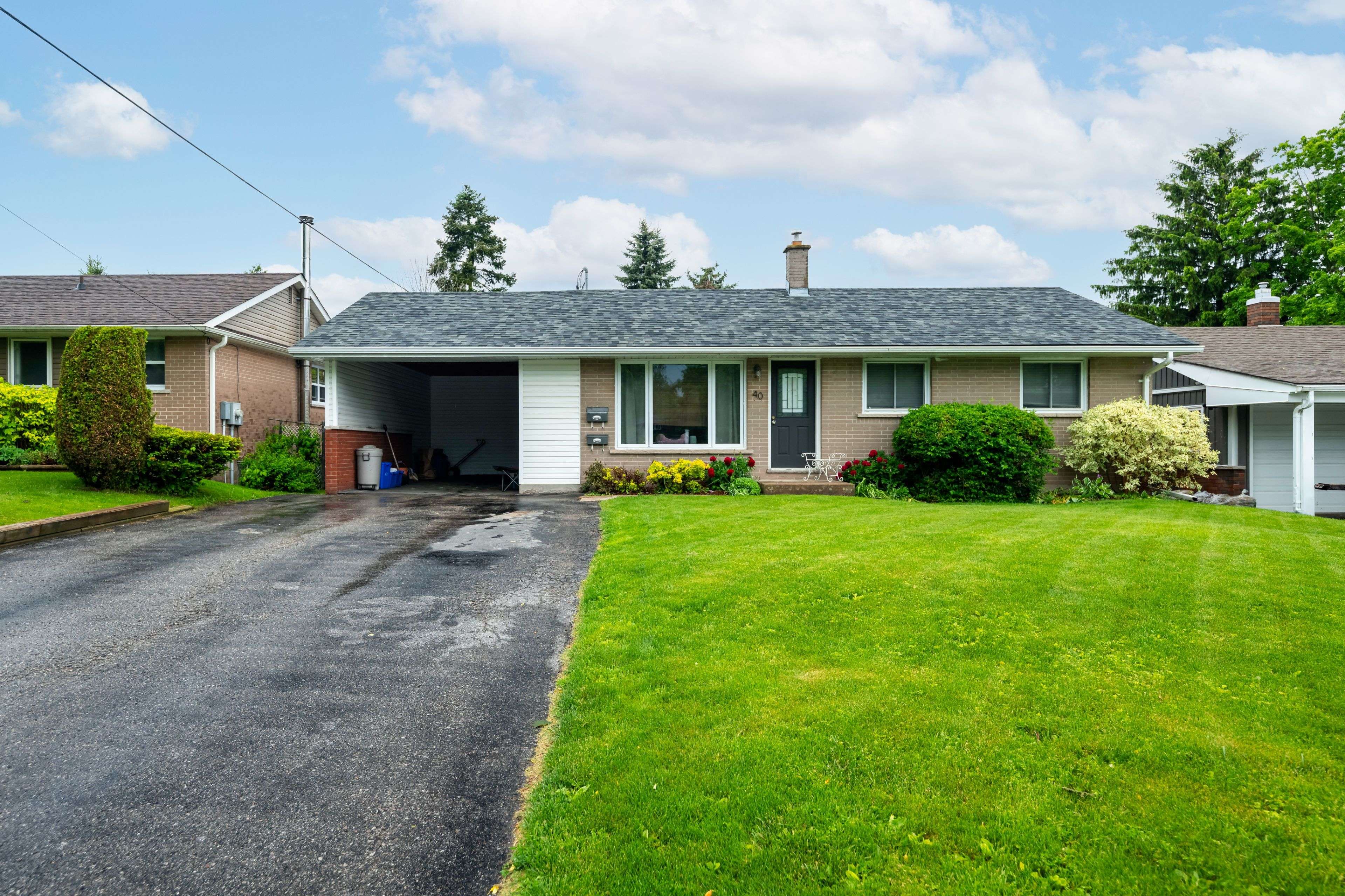 Orangeville, ON L9W 2X2,40 Centre ST