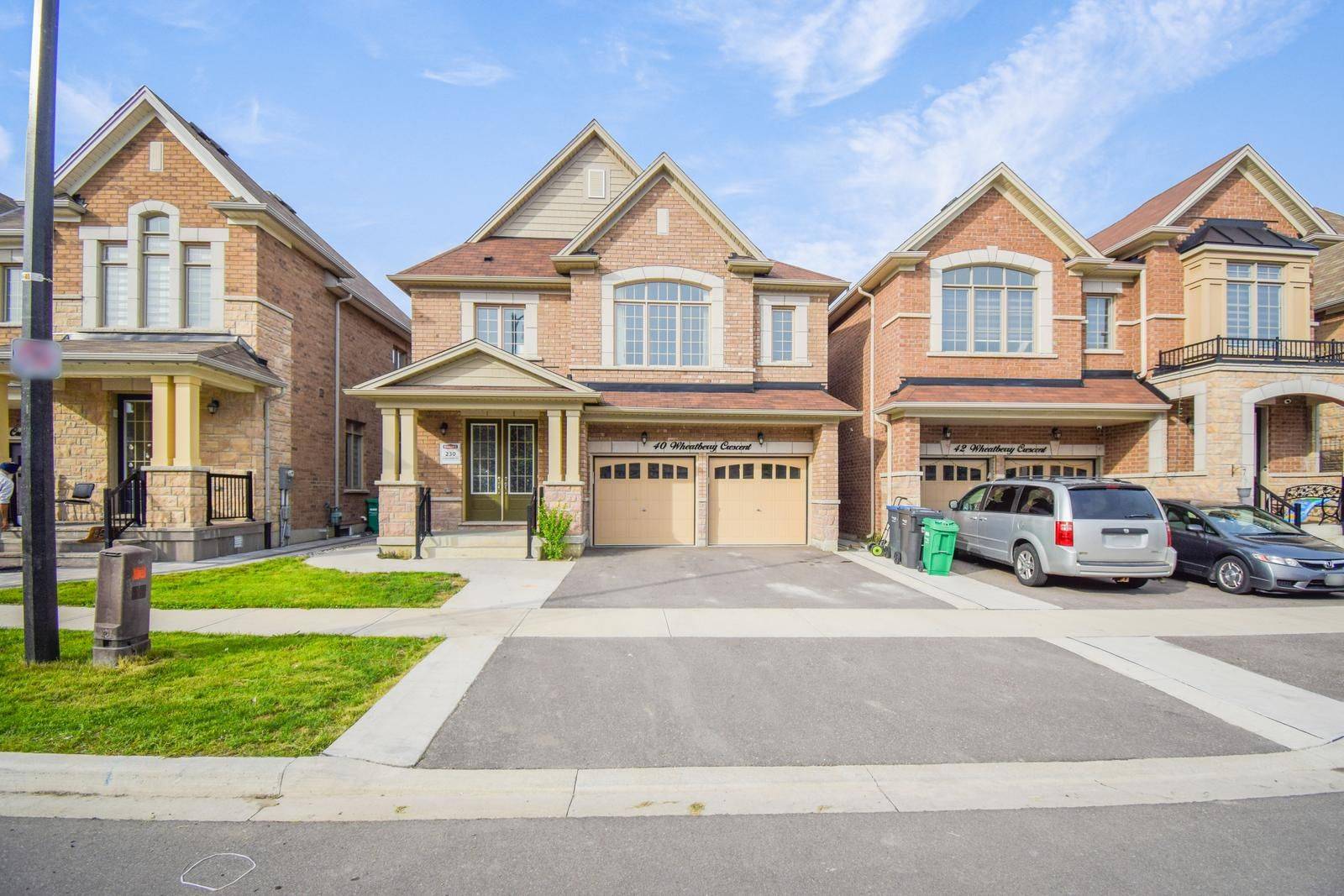 Brampton, ON L6R 4A1,40 Wheatberry CRES
