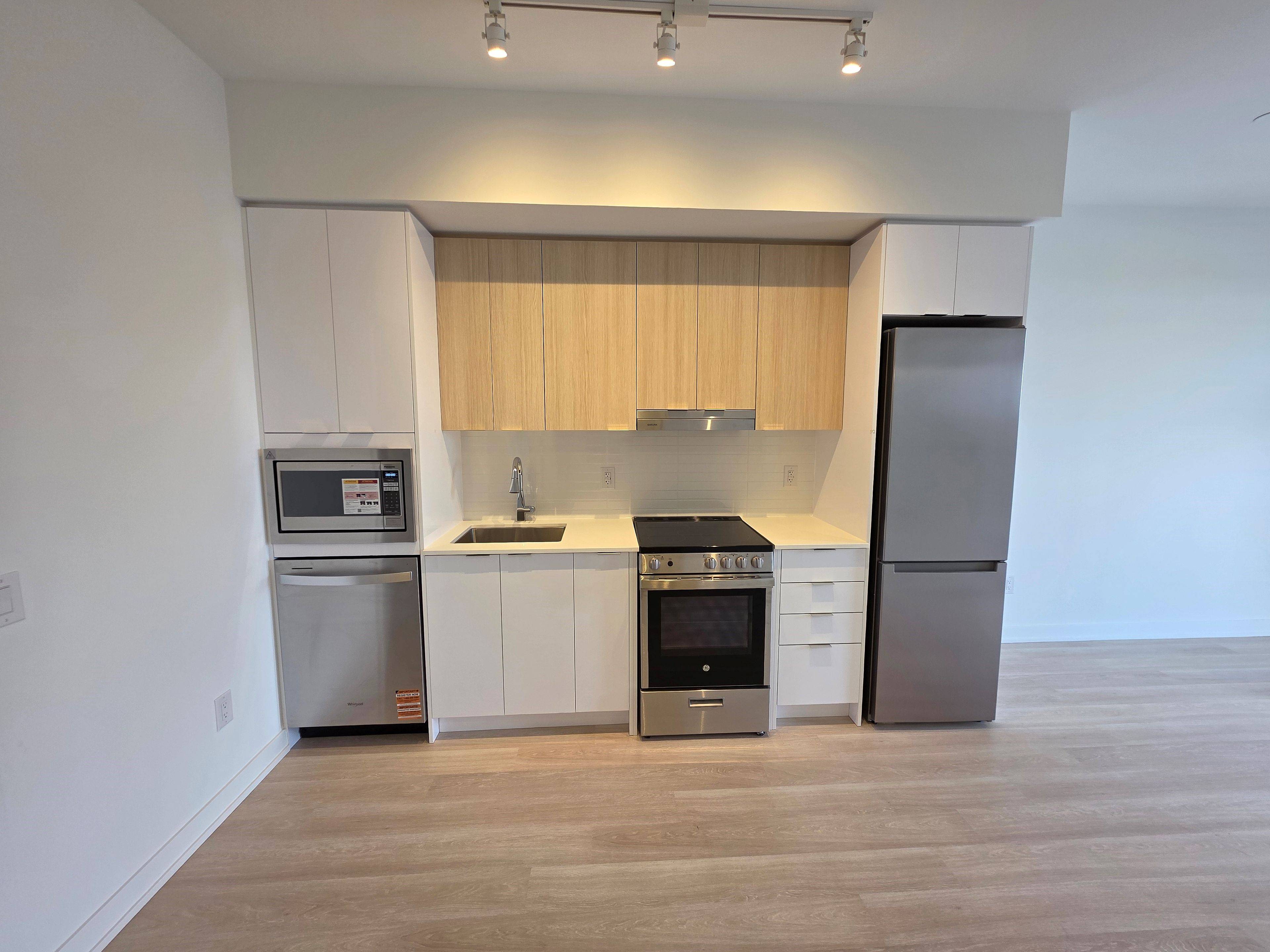 Mississauga, ON L4Z 0Z9,5105 Hurontario ST #624
