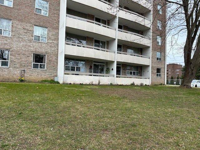 St. Catharines, ON L2N 5S7,365 Geneva ST #104