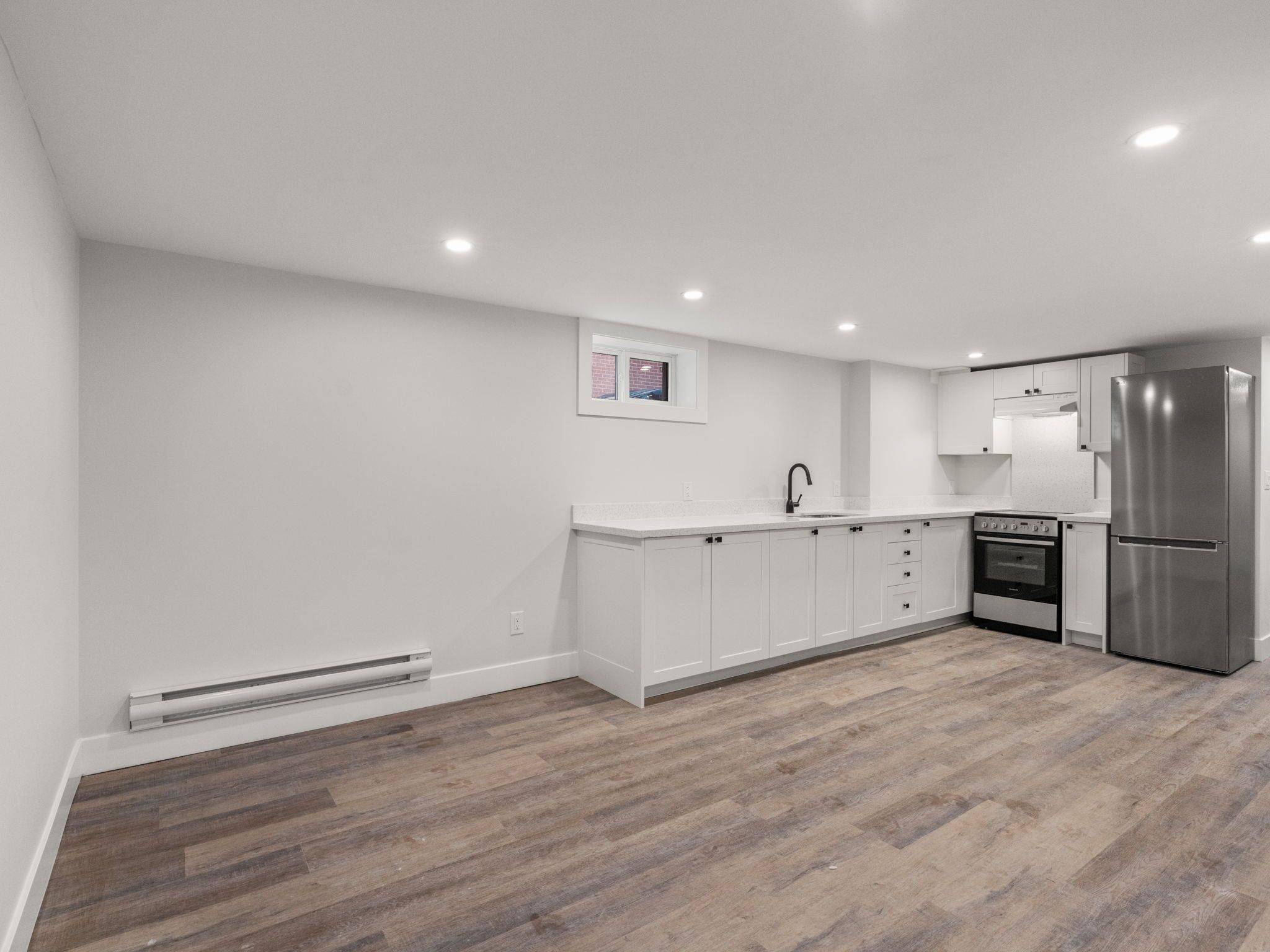 Cobourg, ON K9A 1C1,160 Munroe ST #Lower-Level