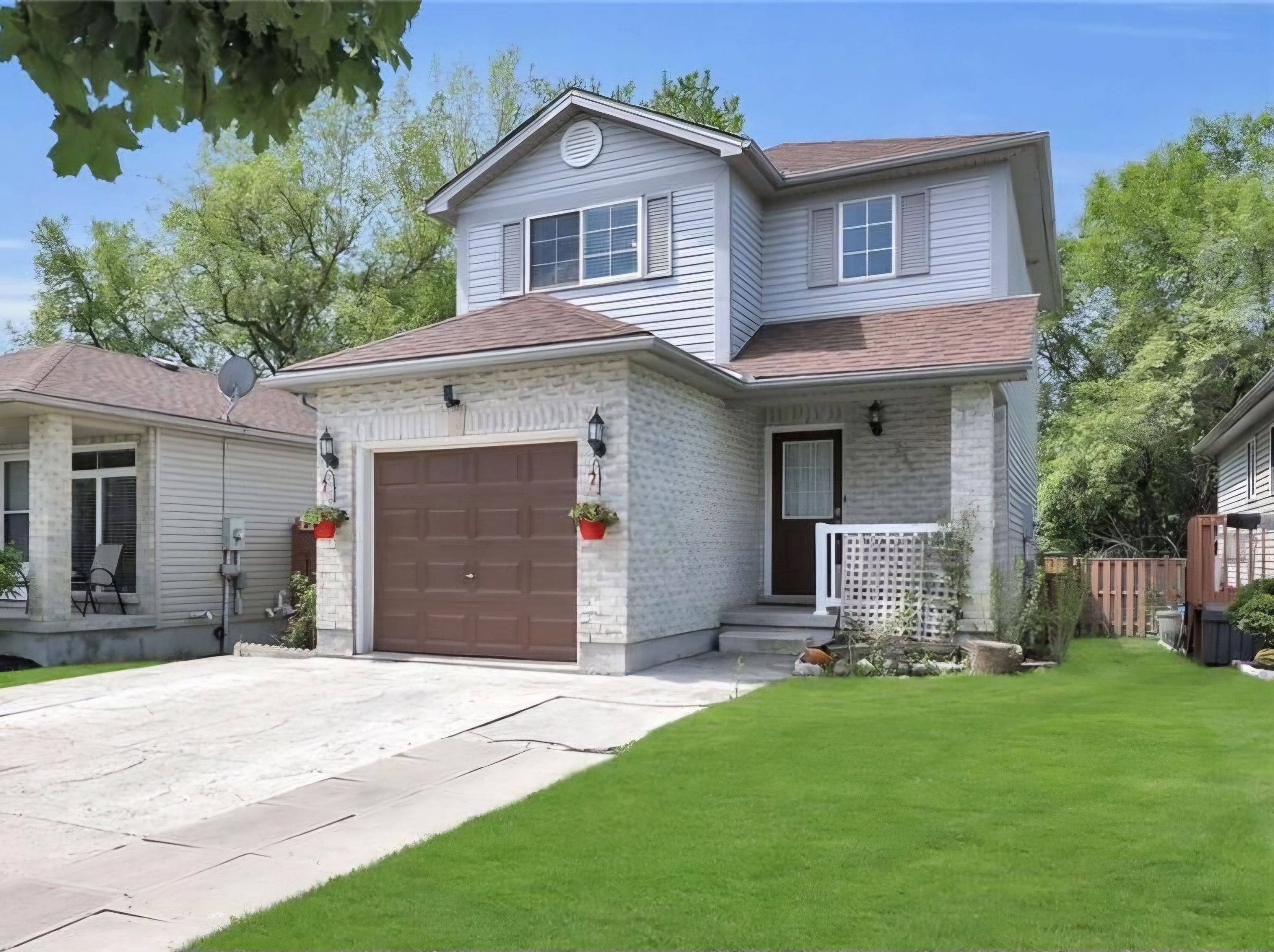 285 Hungerford ST, London East, ON N5W 6E2