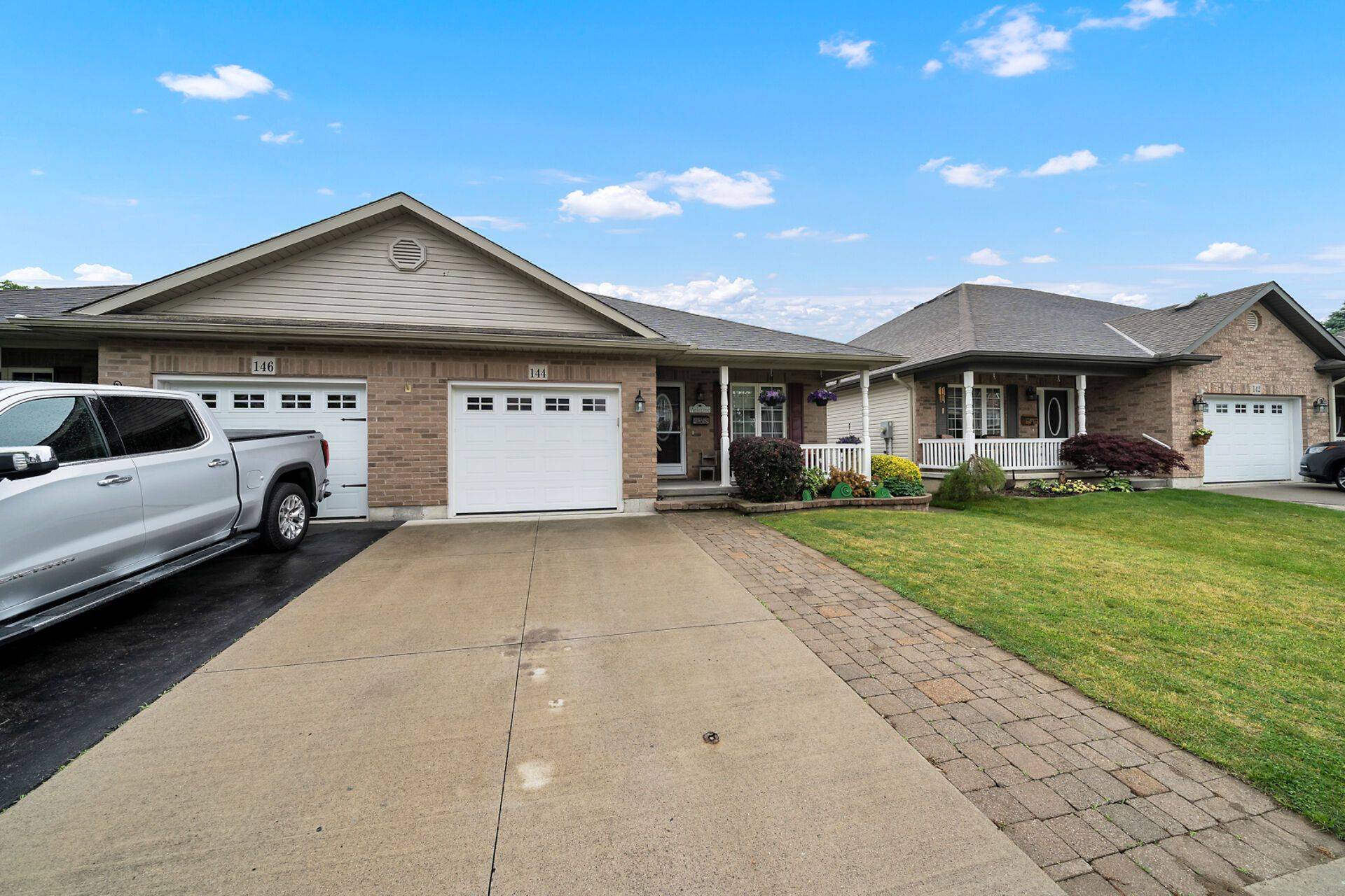 Haldimand, ON N1A 1C1,144 Forest ST