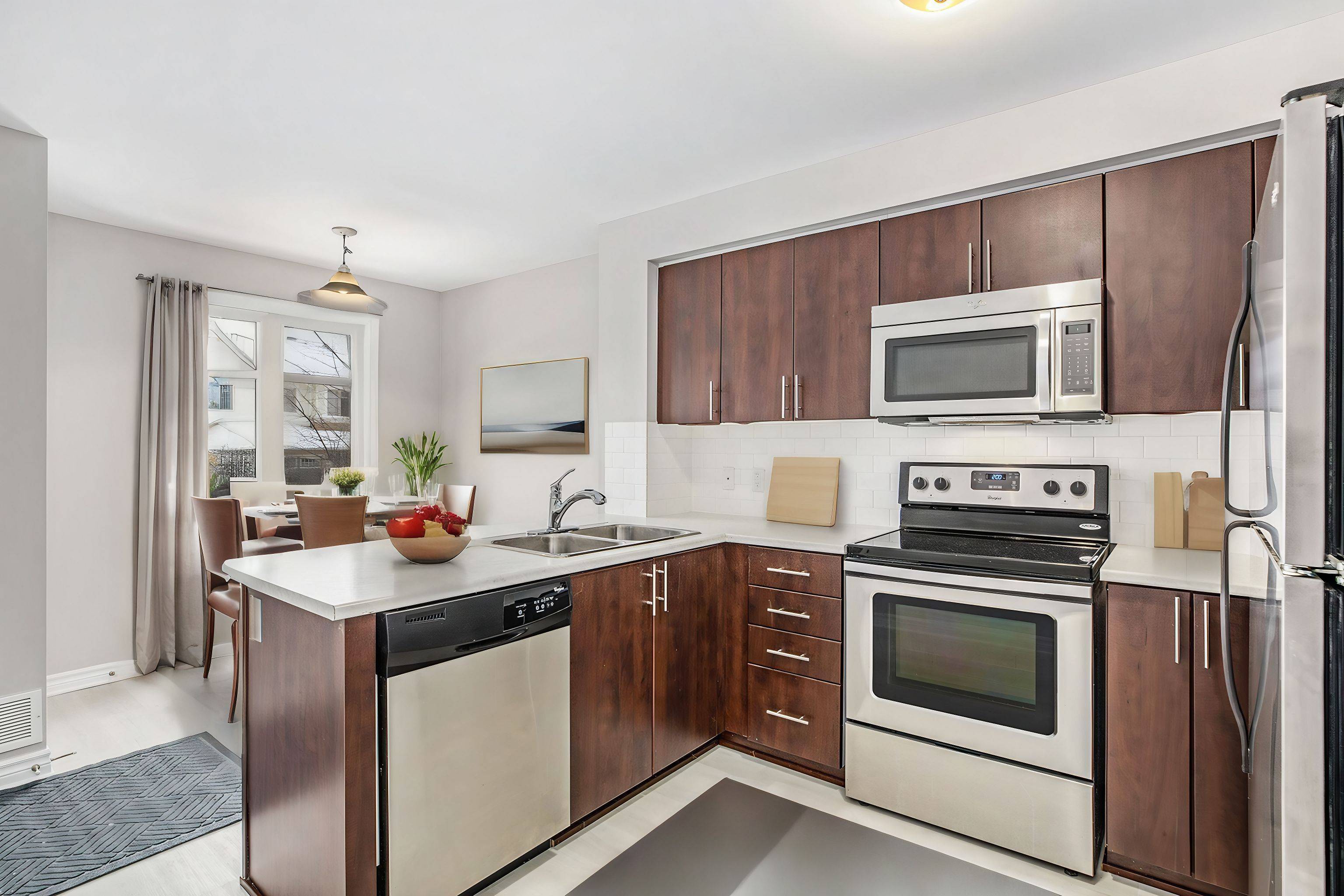 Clarence-rockland, ON K4K 0G9,2224 Marble CRES #5