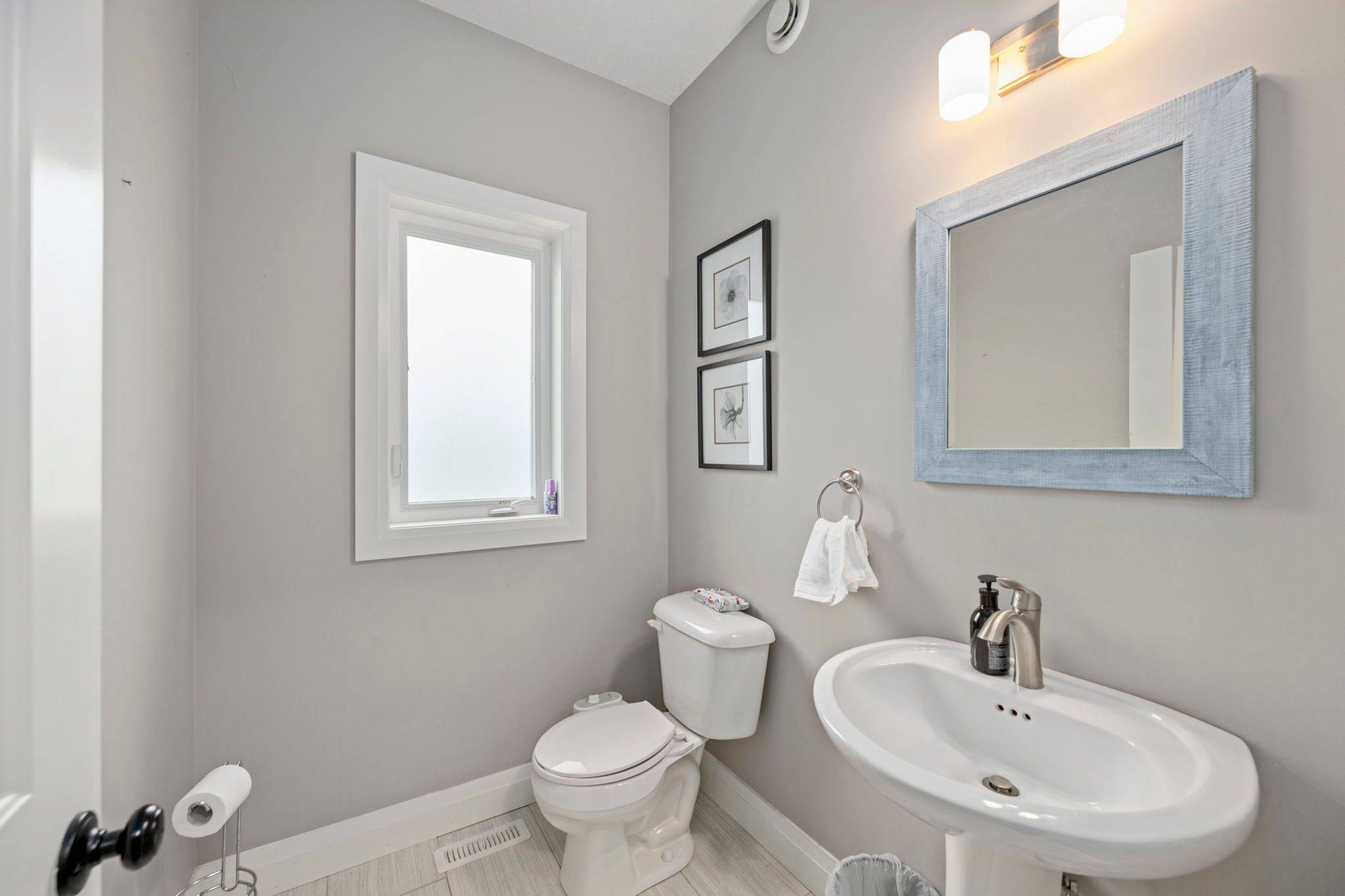 London South, ON N6M 0E6,2512 Holbrook DR