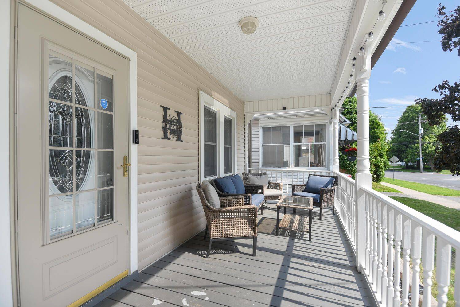 Cornwall, ON K6H 3T3,507 Adolphus ST