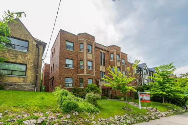 1646 Bathurst ST #18, Toronto C03, ON M5P 3J7