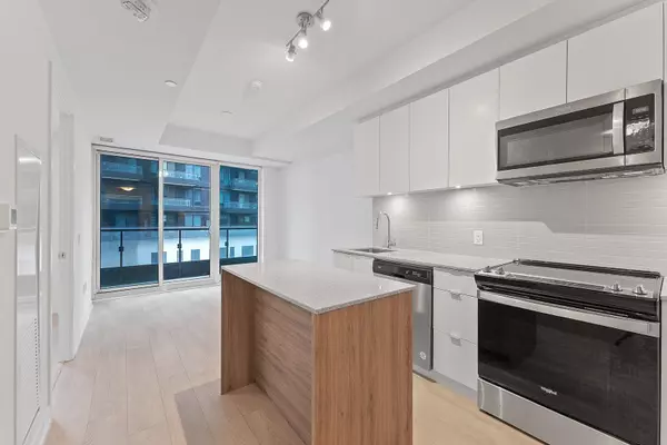 Richmond Hill, ON L4C 1Z8,8868 Yonge ST #226E