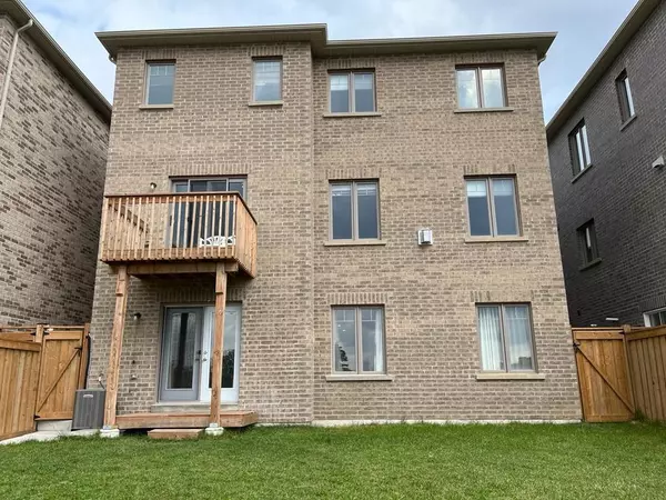 Brampton, ON L6Y 6H3,112 Brushwood DR