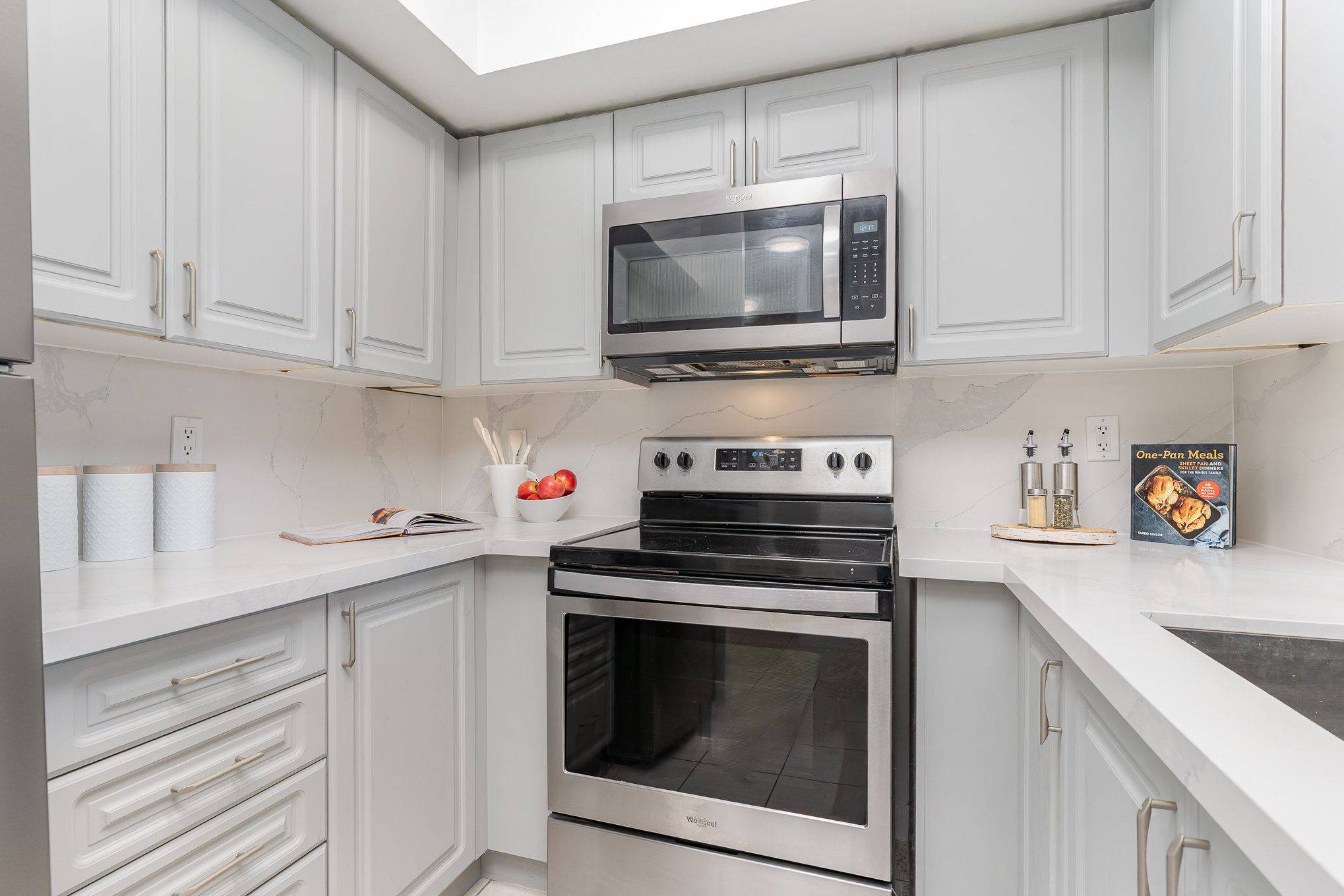 Toronto C07, ON M2N 7G8,4978 Yonge ST #1503