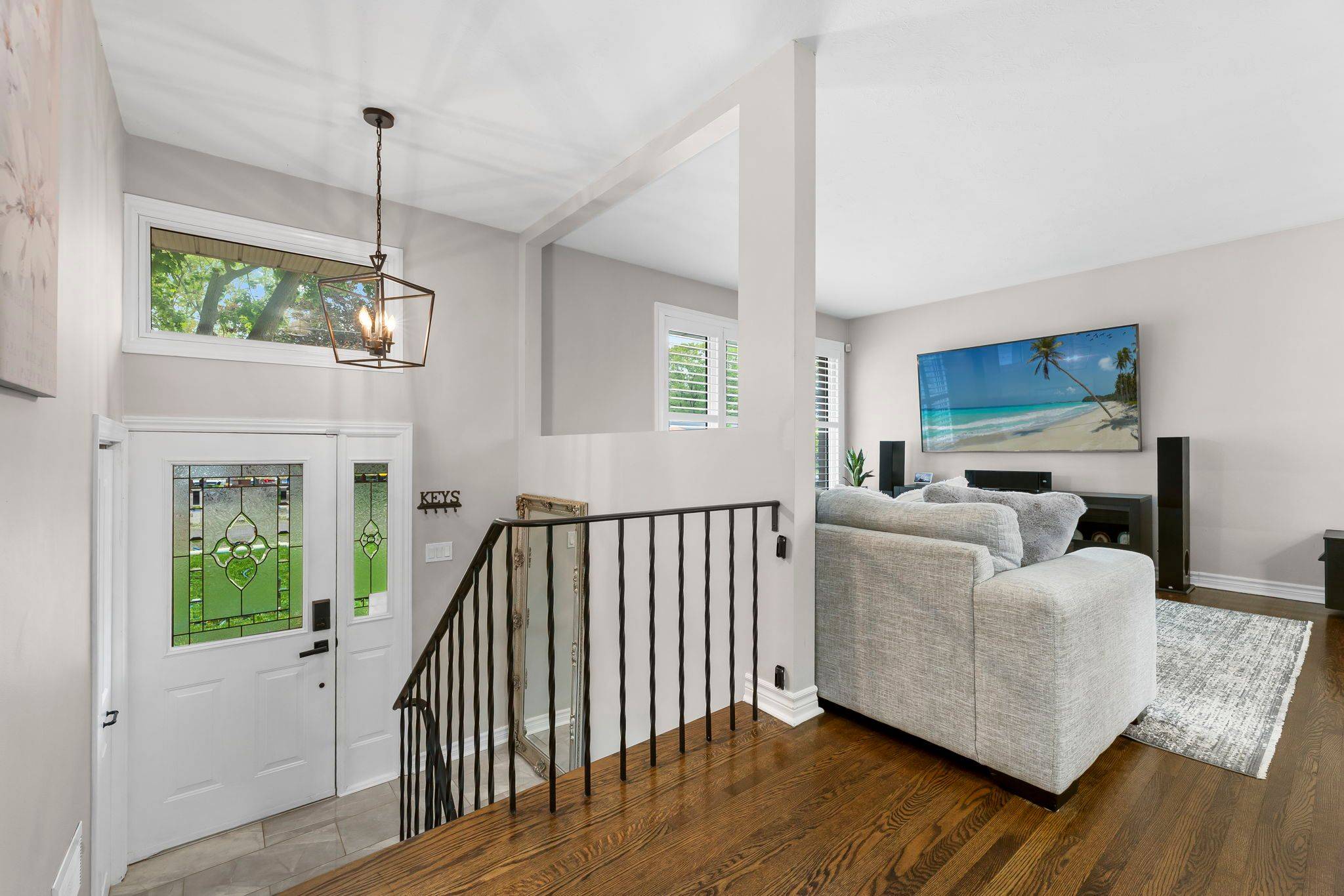 Clarington, ON L1C 1B9,21 Parkway CRES