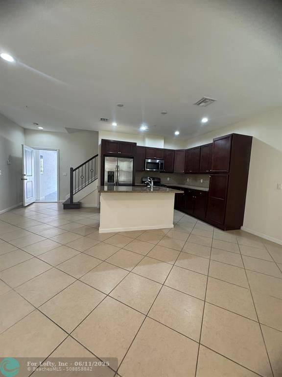 Sunrise, FL 33323,12537 NW 32nd Manor  #12537