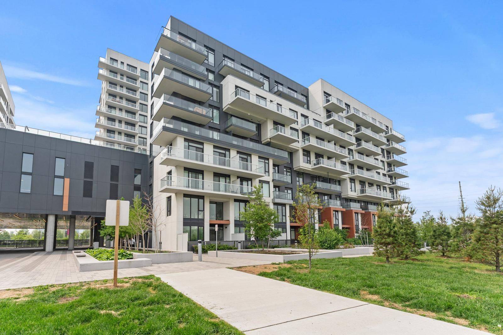 10 Rouge Valley DR W #111, Markham, ON L6G 0G9