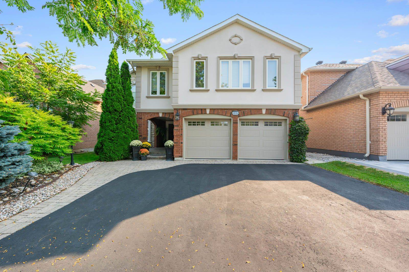 117 Flamingo RD, Vaughan, ON L4J 8K8