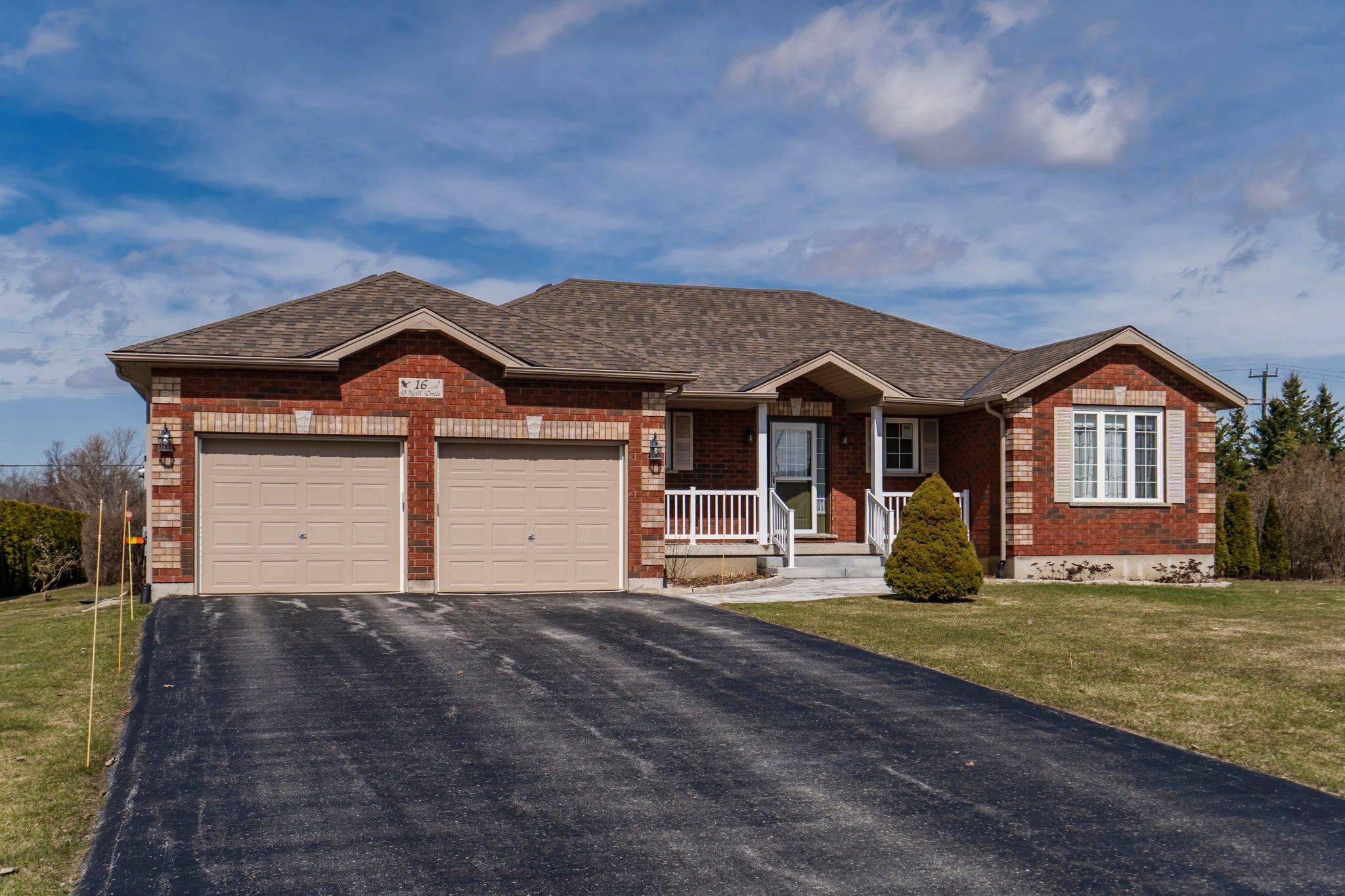 16 O'neill CIR, Springwater, ON L2L 2K0