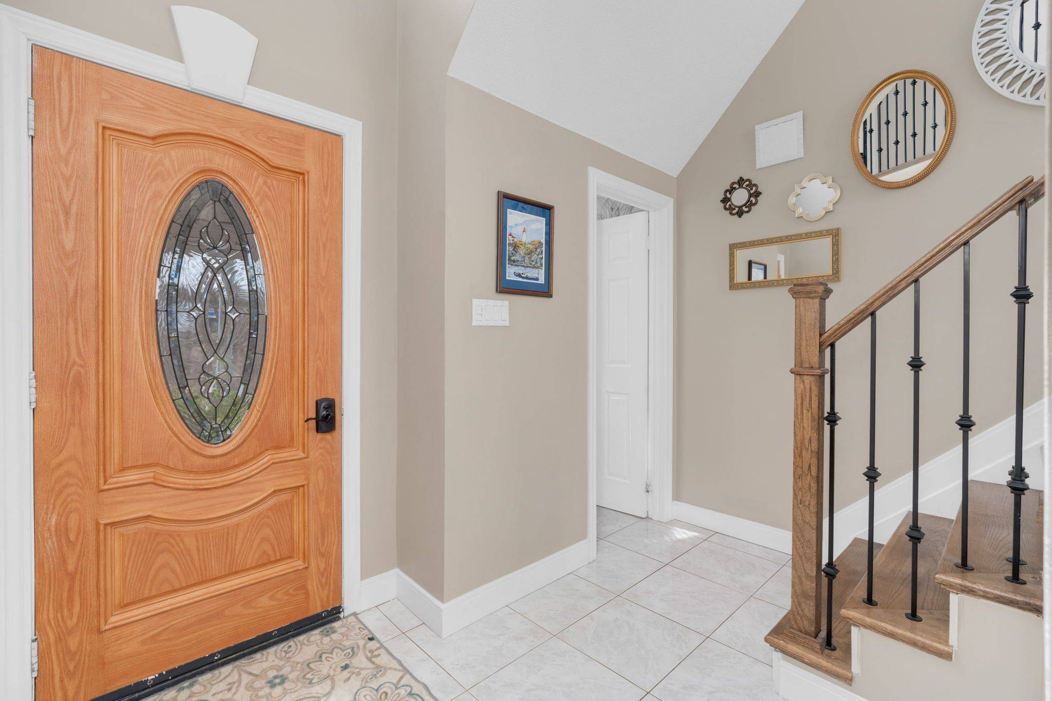 Barrie, ON L4N 2P9,157B Cumberland ST