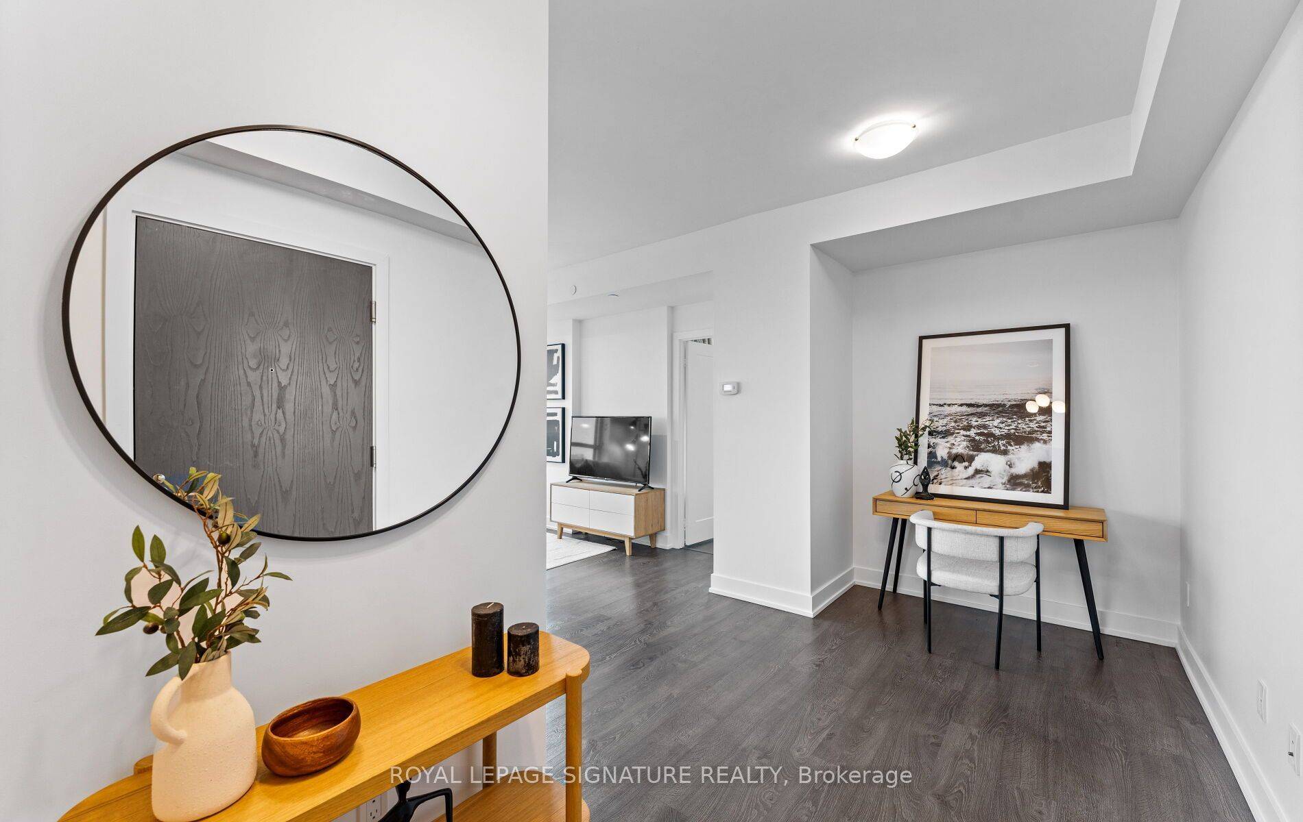 Toronto W08, ON M9A 0C9,7 Mabelle AVE #4008