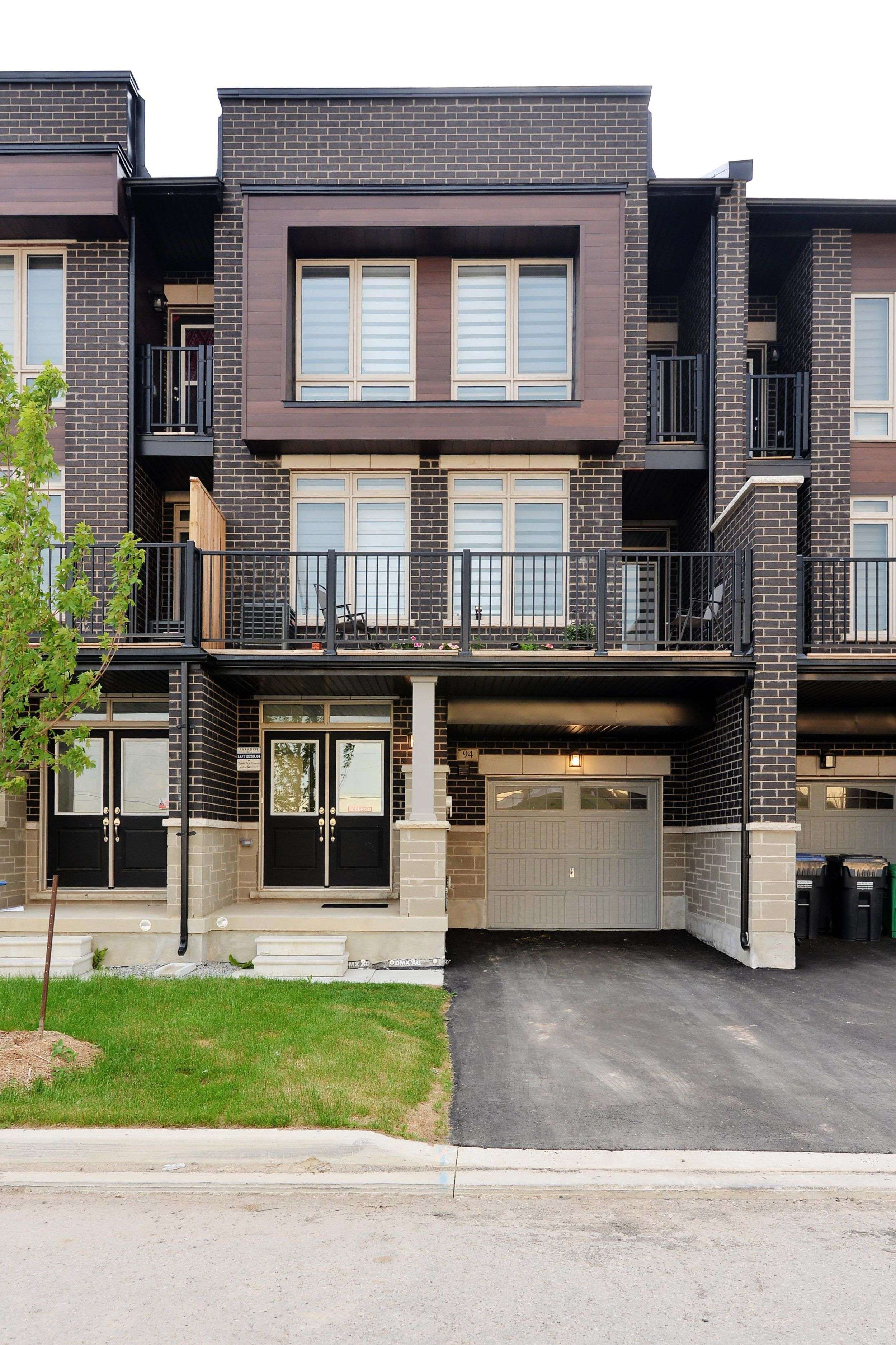 Brampton, ON L7A 5H8,94 Donald Ficht CRES