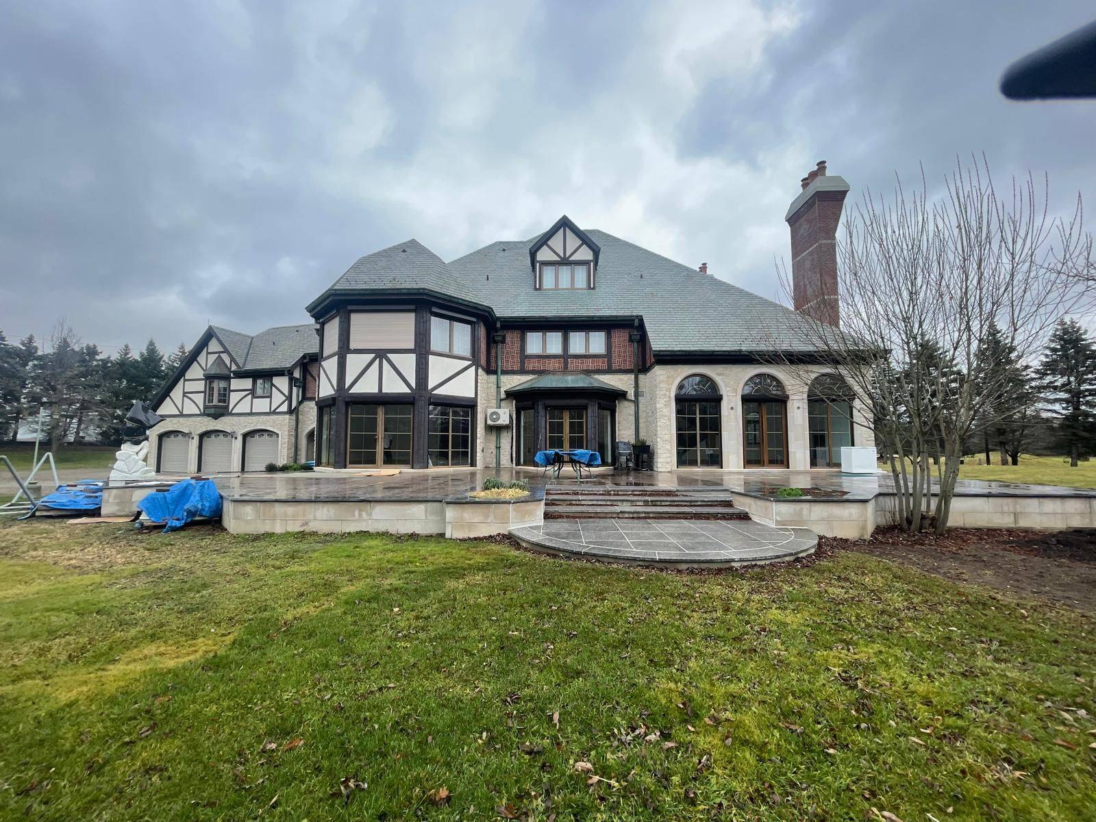 Brampton, ON L6P 0E1,2 Edgeforest DR