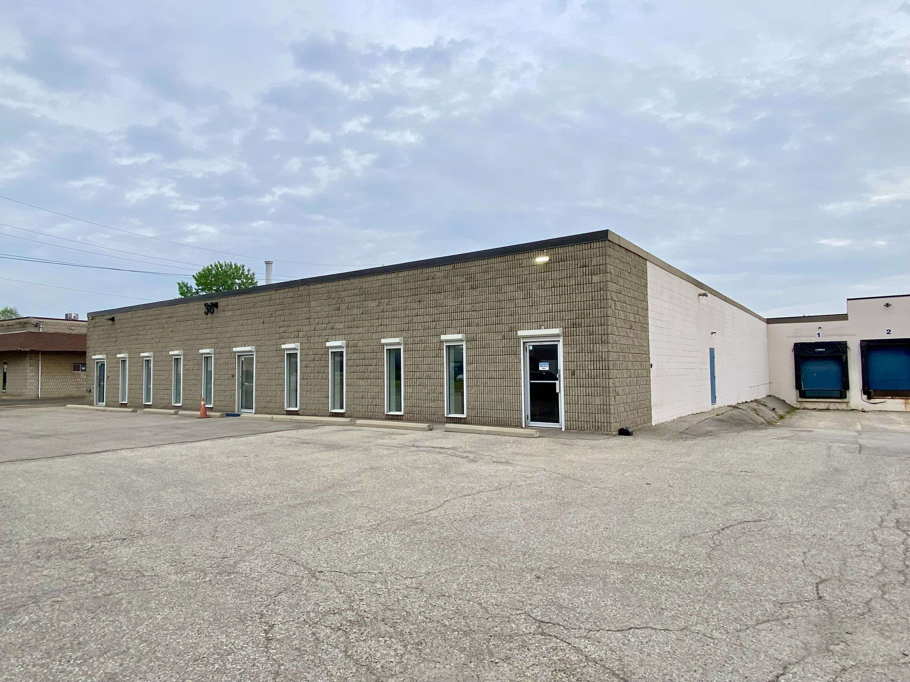 Brantford, ON N3P 1J5,36 Easton RD