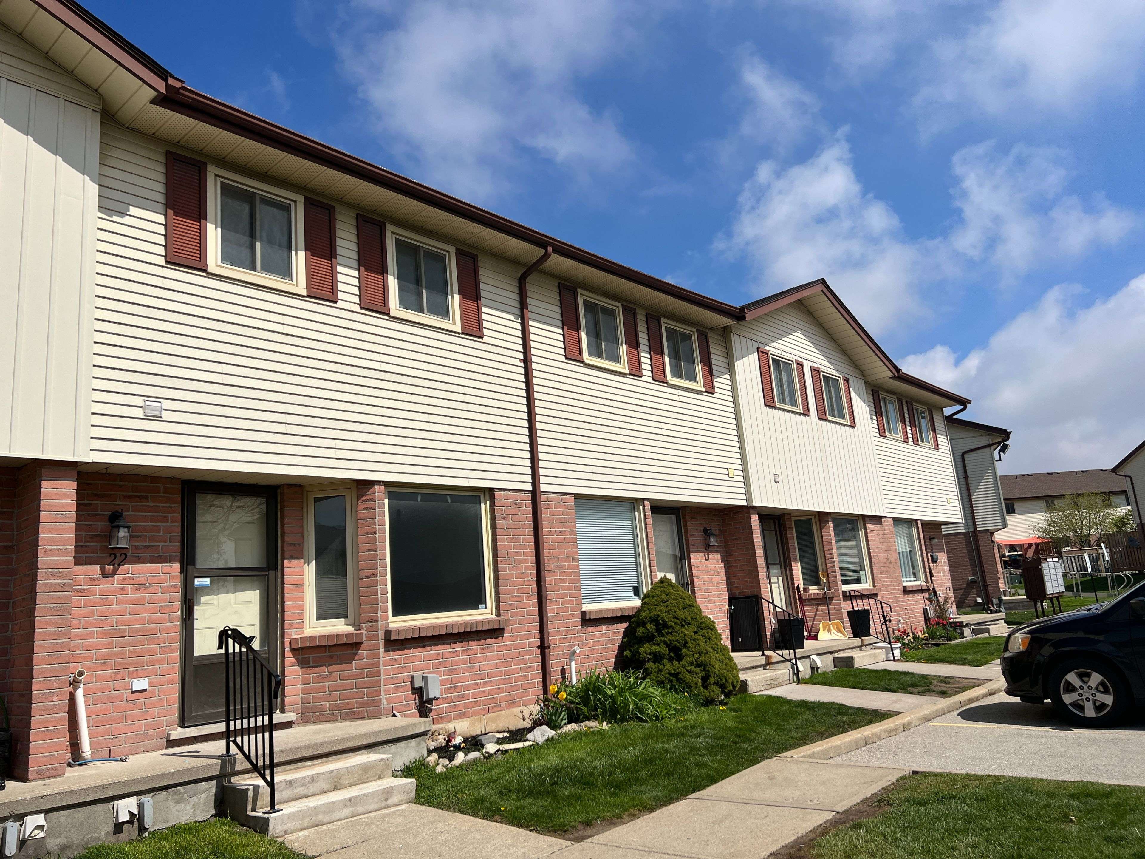 Woodstock, ON N4T 1P6,1115 Nellis ST #22